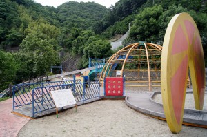 田口川砂防公園の遊具