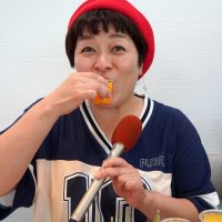 飲み比べ中の柳橋さん