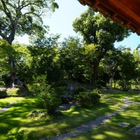 鈴木屋敷の庭園